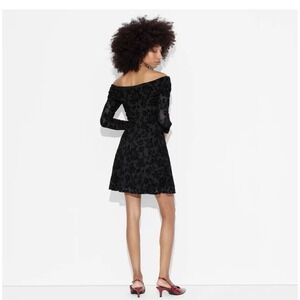 Wild‎ Fable Dress Women Small Black  Long Sleeve Flocked Mini Fit New W Tags